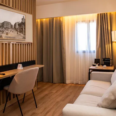 Ramada By Wyndham Madrid Getafe Hotel Buitenkant foto