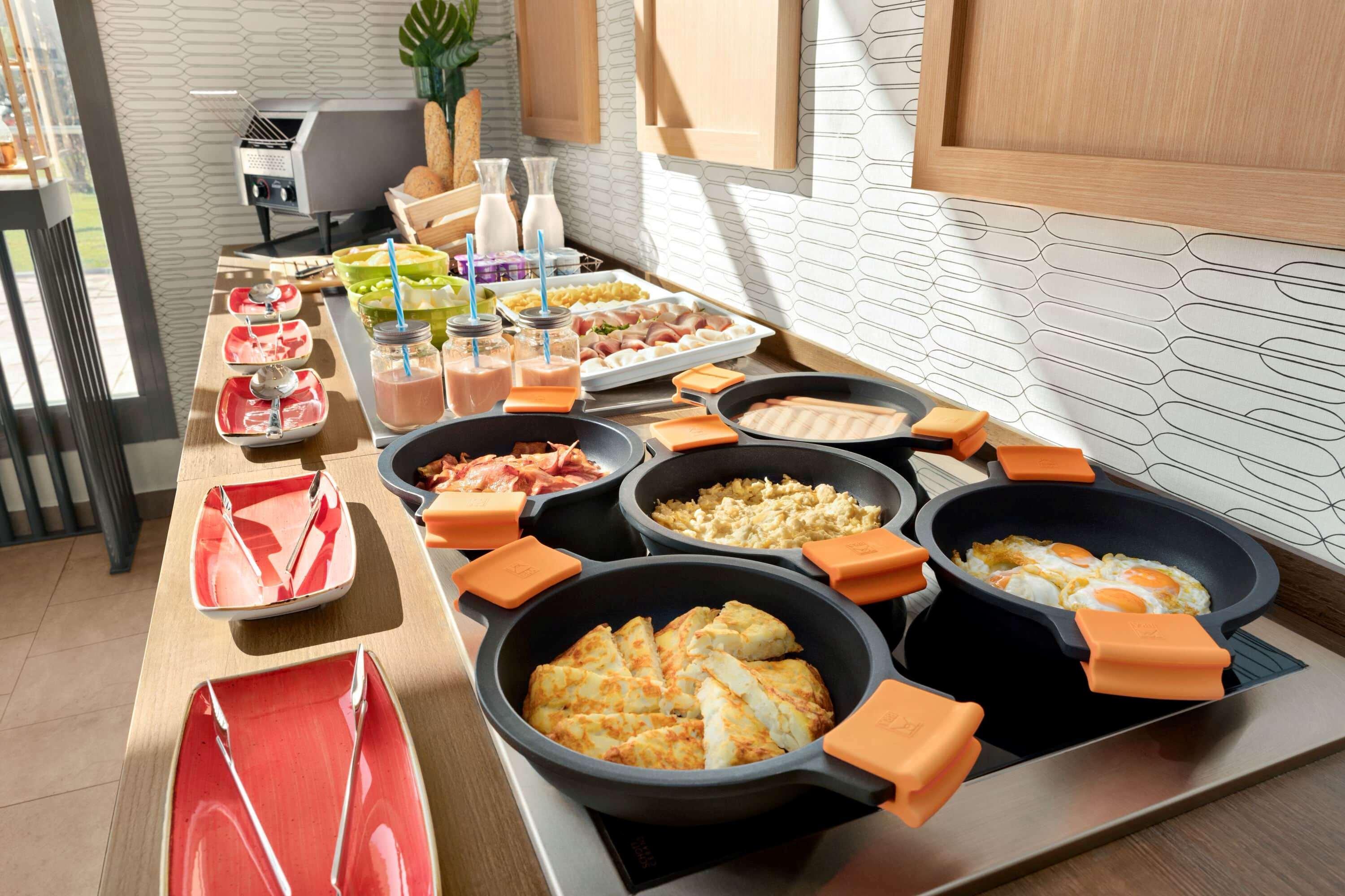 Ramada By Wyndham Madrid
