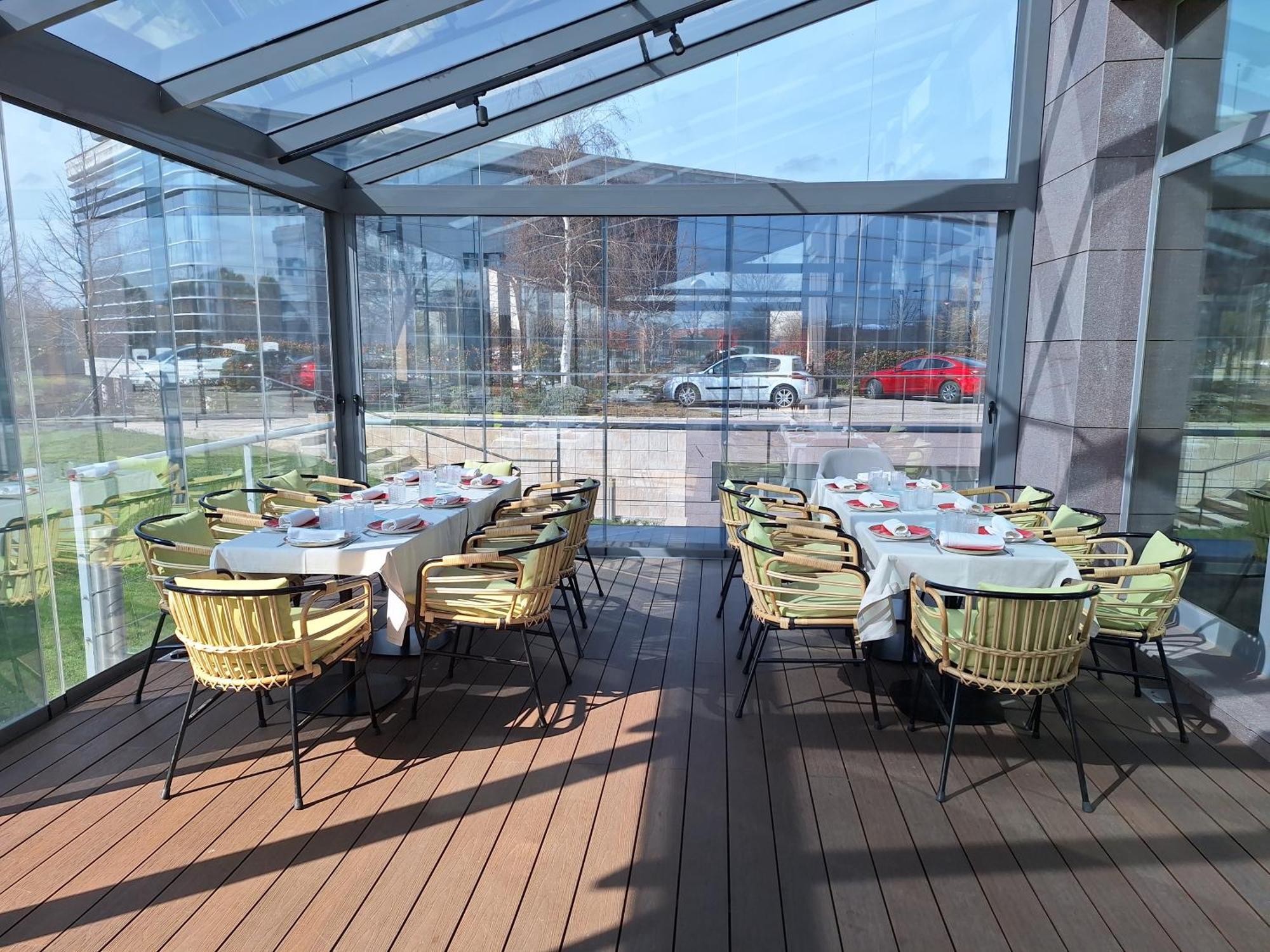Ramada By Wyndham Madrid Hotel 4*