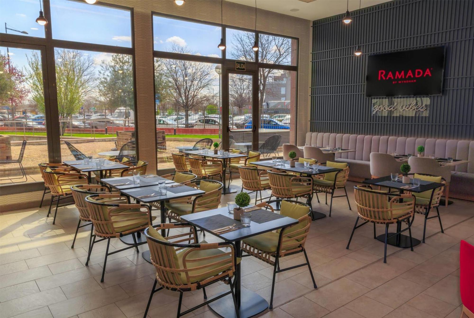Ramada By Wyndham Madrid 4*